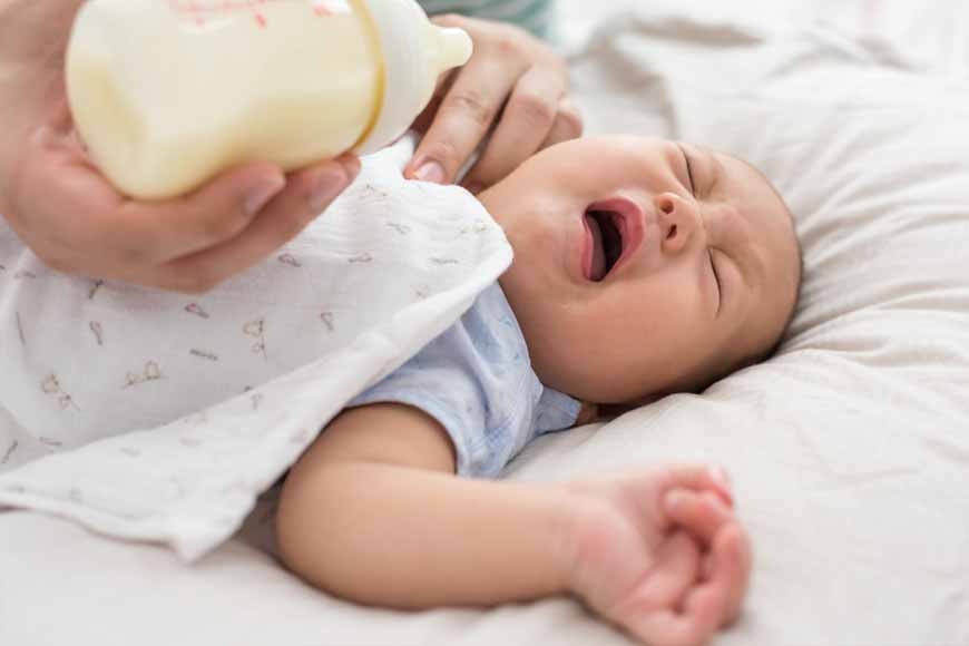 How do you know if a baby is hungry How do you know if a baby is hungry